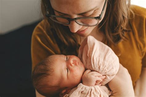 Even Therapists Need Postpartum Therapy—Here’s Why - The Mother Chapter