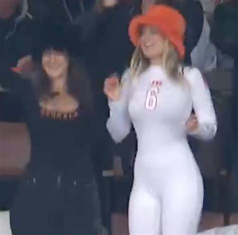 Jake Browning's girlfriend Stephanie Niles attends CFP championship