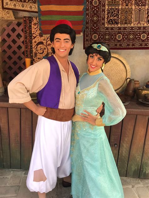 Aladdin and Jasmine at Disneyland Paris | Disneyland paris, Aladdin and ...