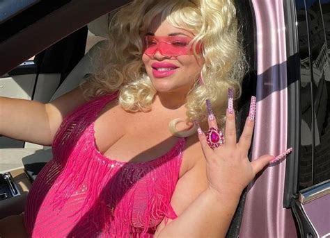 Trisha Paytas Bio, Age, Transgender, Career, Husband, Net Worth