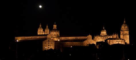 Salamanca at night | focusUNfocus