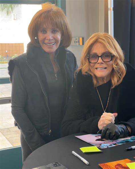 Stefanie Powers | Stefanie Powers began her career at age 15, dancing