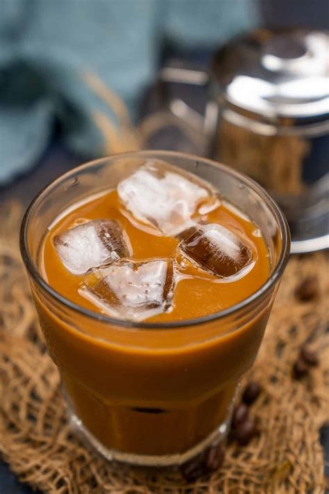 How to Make Vietnamese Coffee (Hot & Iced) + Video - Whiskaffair