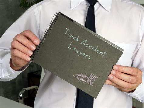 florida truck accident lawyer 12