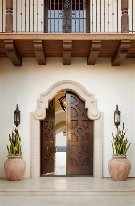 A beautiful Santa Barbara Spanish revival house on the Newport Coast