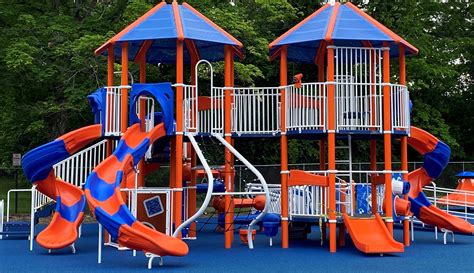 Playgrounds | Frankfort, KY