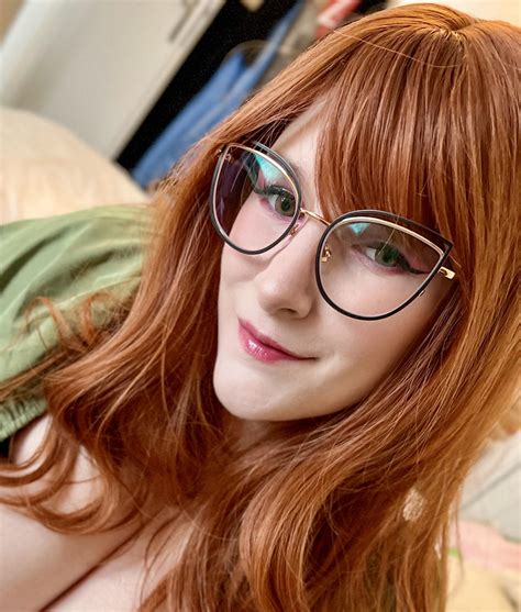 u/curvy_cinnamon: Nerdy Cinnamon ️ on Reddxxx | the NSFW Browser