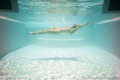 Mikayla Demaiter :: Porn Model - funny pictures and r34 on JoyReactor