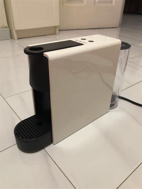 Experienced Mommy: Nespresso Essenza Mini White