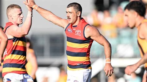 Tex Walker Shares His Surprise At Crows Form