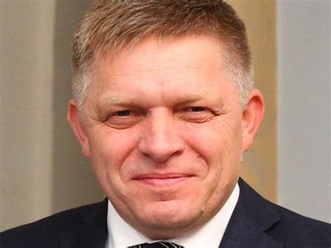 Словакия заявила о готовности принять мирные переговоры по Украине - МК