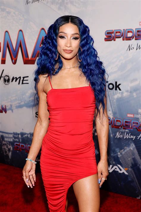 Mercedes Varnado / Sasha Banks [The Mandalorian] : r/geekboners