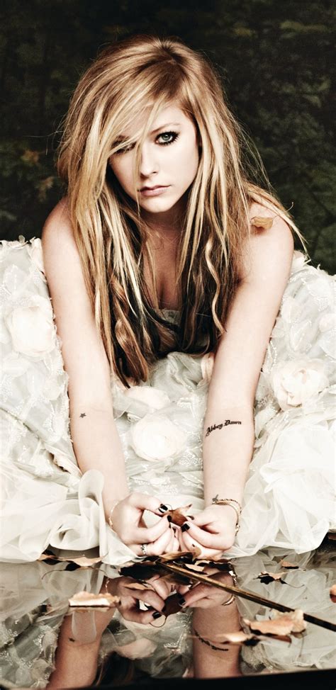 Avril Lavigne 4K Wallpapers - Wallpaper Cave