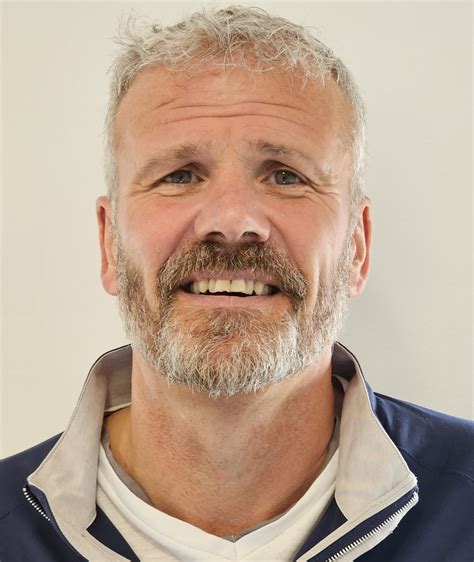 New zero-emission buses will soon be used on the popular q53 route 17