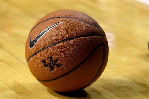 Who has the most regular season SEC championships of all-time?