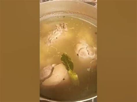Холодец на новый год #готовимдома #холодецбезжелатина #подпишись - YouTube