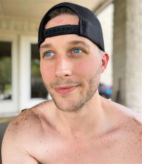 Ryan Kelly (@the_ryan_kelly) • Instagram photos and videos