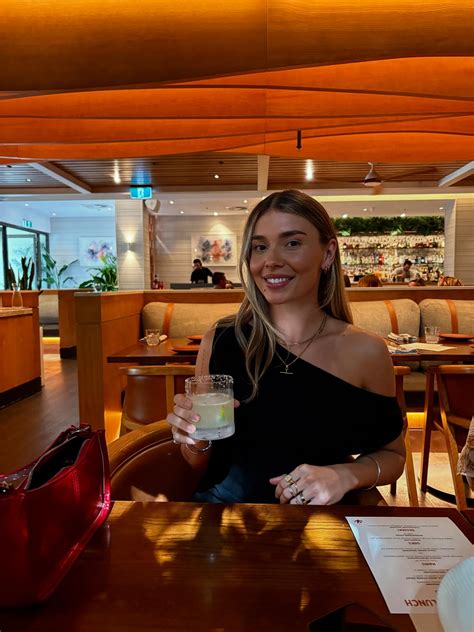 Amelia Cooke (@amelia.cooke) • Instagram photos and videos