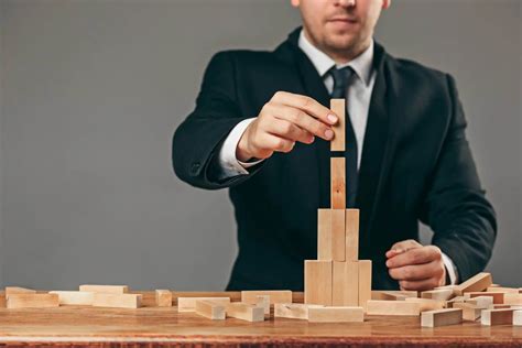 top  reasons  invest  freelancer management platform