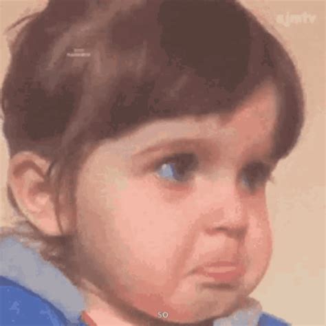 lacrime gifs tenor