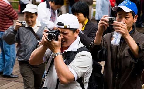 Chinese tourist improving their behavior is a reality - Chinese ...