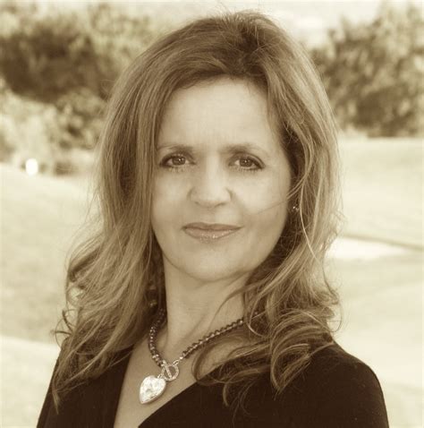 Lyn Peters's Instagram, Twitter & Facebook on IDCrawl