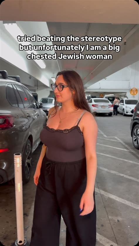 Julia Ain | Not only am I funny but I’m hot too - check out my fanfix