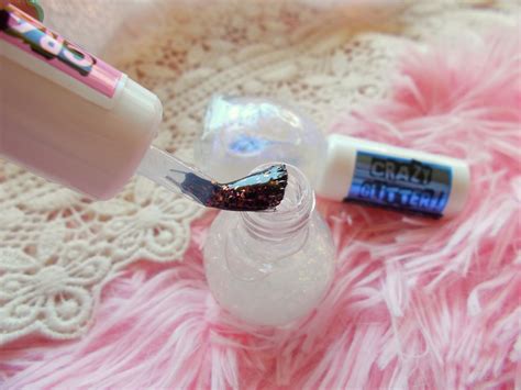 Czy opłaca się kupować tanie kosmetyki?: 🌟Crazy Glitter Top od Miss ...