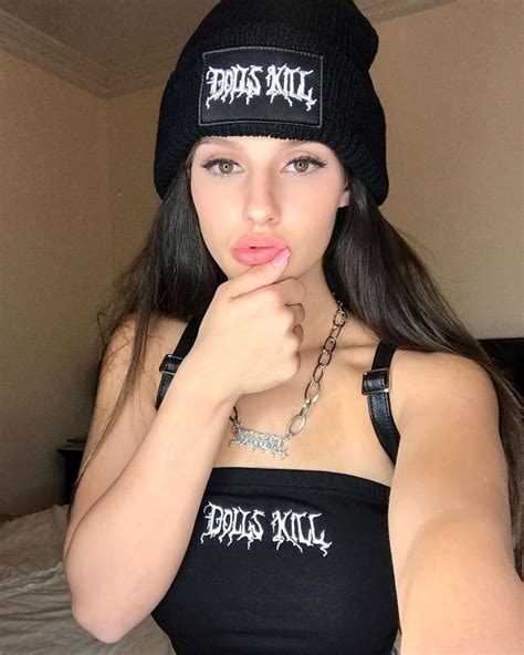 Natalie Gibson - Social Media 11/28/2019 • CelebMafia