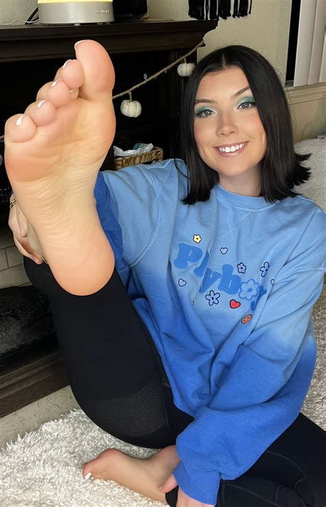 3190 best r/feetinyourface images on Pholder | Feet incoming...