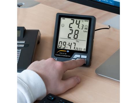 pce instruments pce ht  room environmental thermo hygrometer