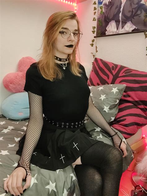 8 best u/katveryfamous images on Pholder | Femboy, Traps and MTF Selfie
