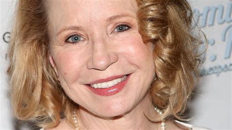 Why Debra Jo Rupp Says Filming That '70s Show's Iconic 360 Shots Were ...