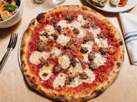 A.K. Pizza is hard to get—and even harder to beat - Review - Seattle