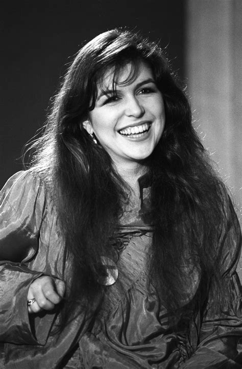 Finola Hughes Net Worth - Wiki, Age, Weight and Height, Relationships