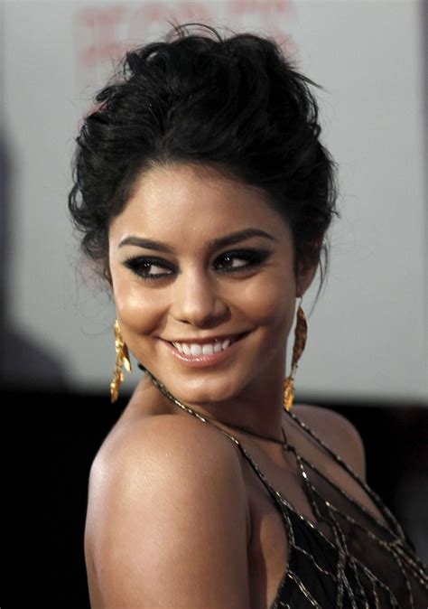 Hairstyles Aced by the Actress-Singer Vanessa Hudgens | Haircut