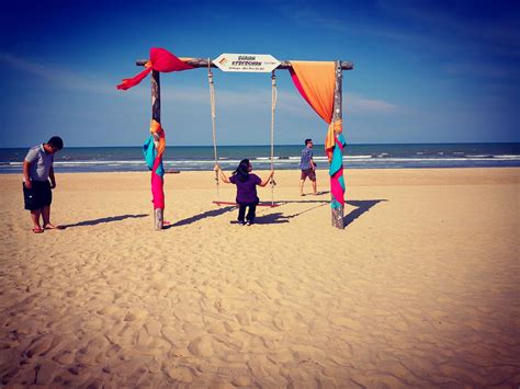pantai hiburan rompin kuala rompin