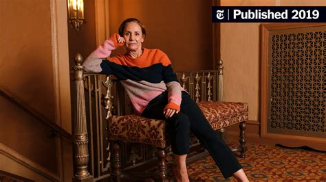 Laurie Metcalf Feet