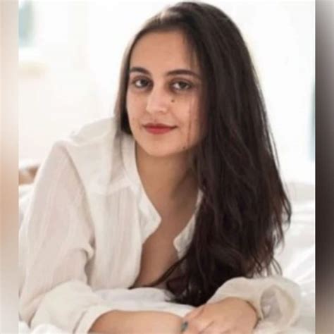 Yasmina Ali: హిజాబ్ ధరించి అడల్ట్ వీడియోలు.. చంపేస్తామని ఆ హాట్