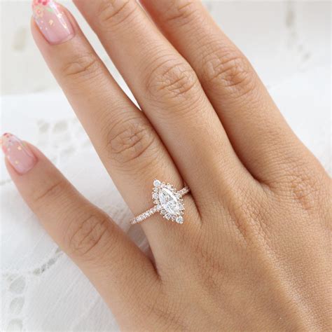 Why Rose Gold Rings Singapore with Lab Diamonds Are Stealing the