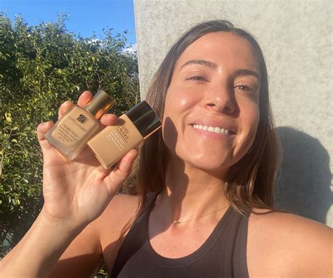I Finally Tried This Iconic Estée Lauder Foundation & the Hype Is Real ...