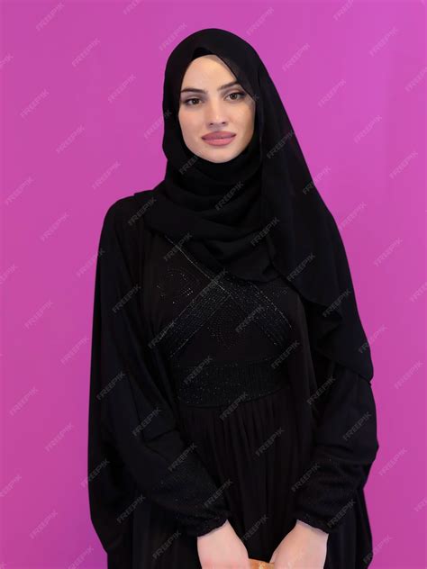 Premium Photo | Portrait of young muslim woman wearing hijab isolated
