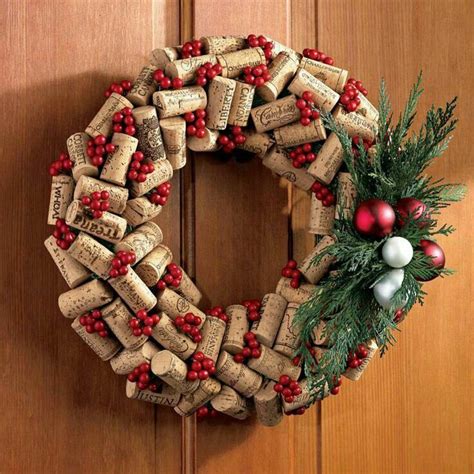 Венок из винных пробок | Diy holiday decor, Diy holiday, Wine cork wreath