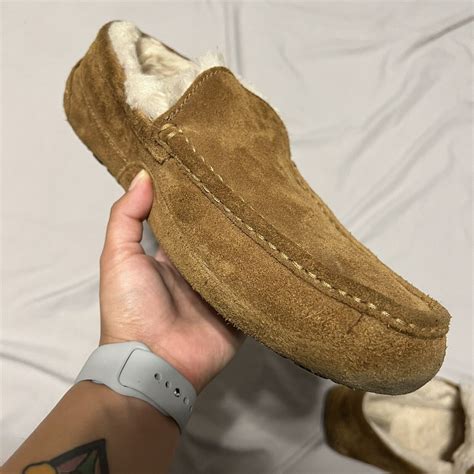 UGG Ascot Chestnut Suede Slippers Men’s Size 12 - Gem