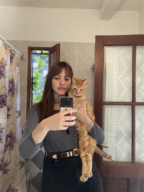 ailu on Twitter: "brat https://t.co/BTTDB1bglK" / Twitter