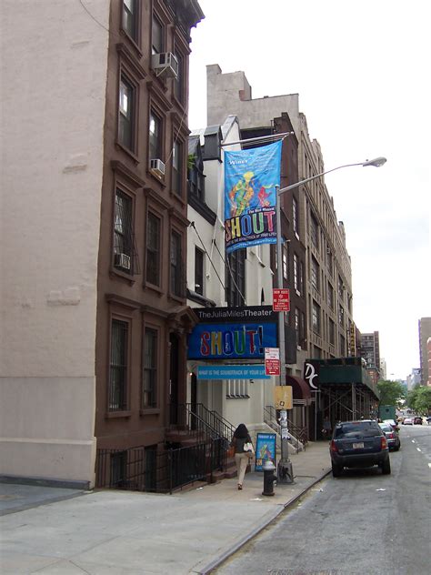 Julia Miles Theater / Theatre Four