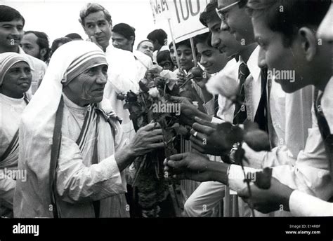 Mother teresa nobel prize hi-res stock photography and images - Alamy