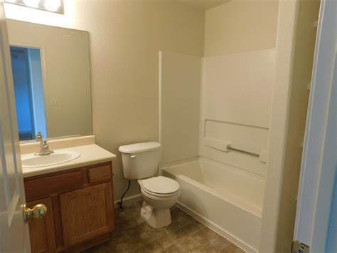 510 Sunny Ln Unit A, Fernley - Wallace Realty Corp.