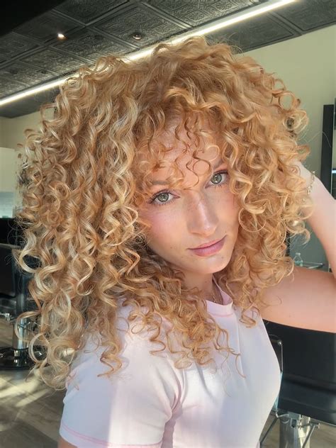 Why haircuts for curly hair women surprise stylists with new volume 21