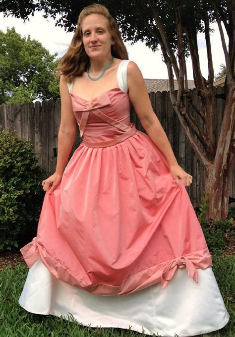 25 Fabulous DIY Cinderella Costume Ideas - Blitsy